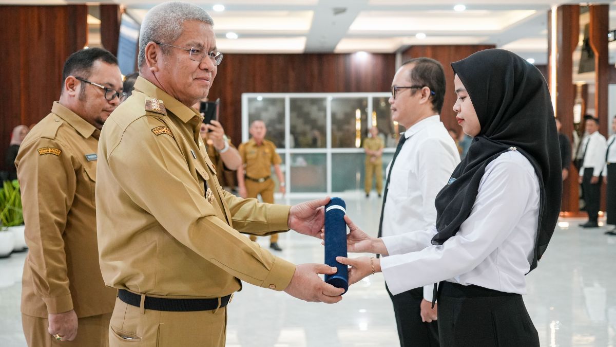 Ilustrasi kalender dengan tanggal 1 Maret 2025, menandakan TMT PPPK tahap 1 dan pencairan gaji pertama.
