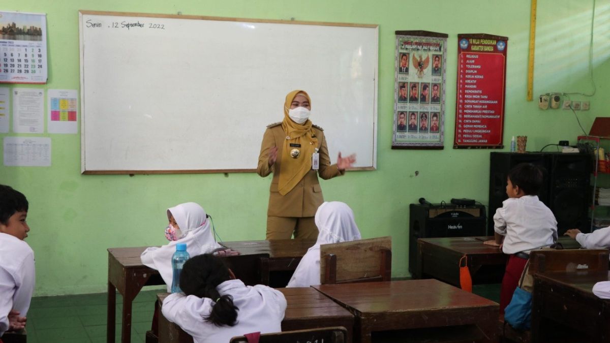 Jadwal pencairan tunjangan sertifikasi guru tahun 2025 berdasarkan Permendikdasmen Nomor 4 Tahun 2025.